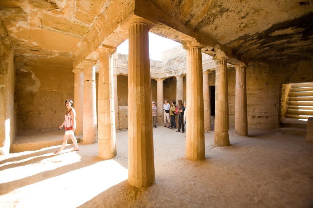 Hesperides Gardens Villa Paphos Eksteriør billede