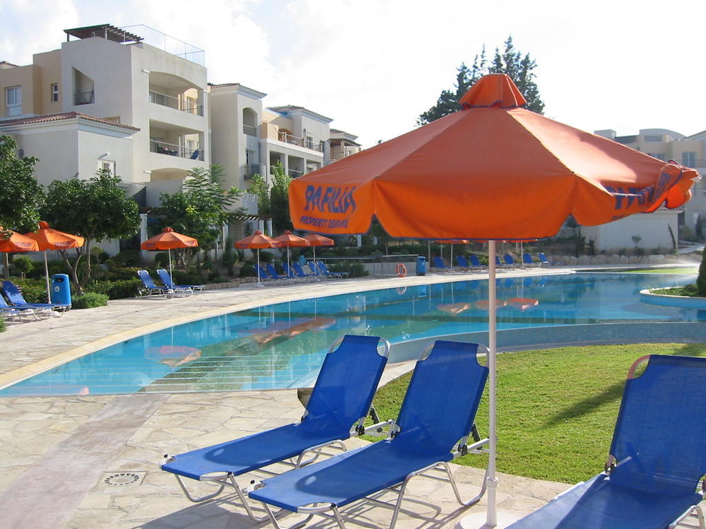 Hesperides Gardens Villa Paphos Eksteriør billede